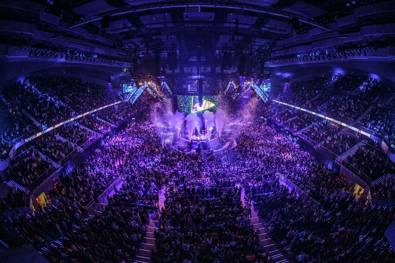 El sonido envolvente de Meyer Sound revoluciona el Madrid Arena en la "Discoteca de los 80"