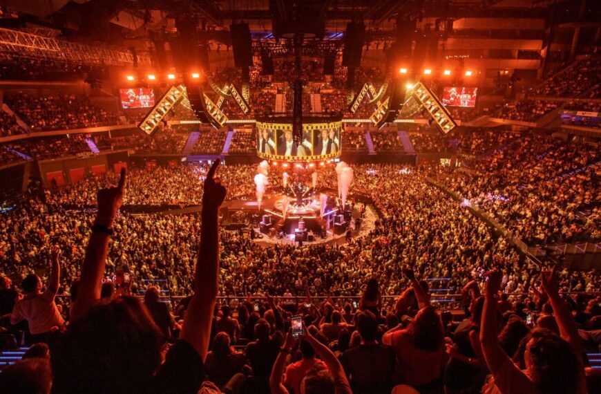 El sonido envolvente de Meyer Sound revoluciona el Madrid Arena en la "Discoteca de los 80"