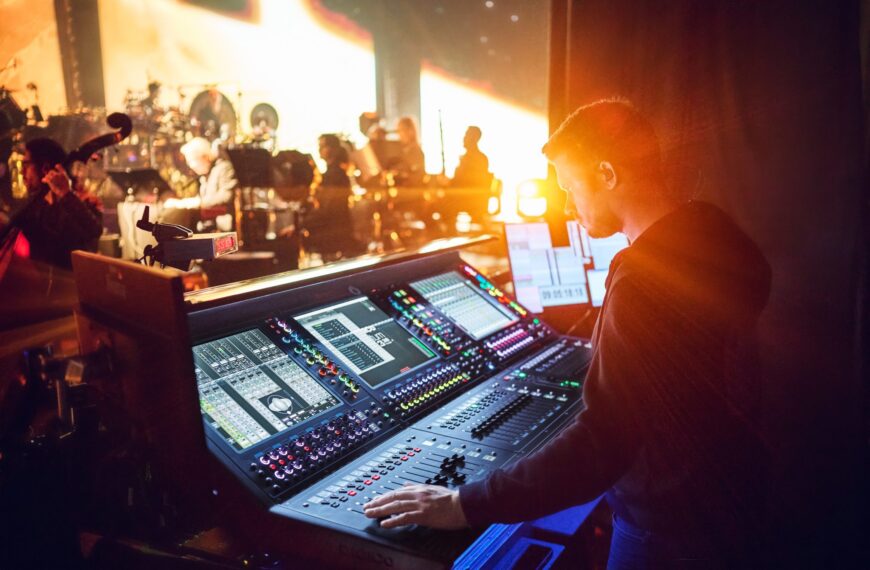 KLANG y DiGiCo ofrecen claridad y control para el espectáculo de «The World&hellip;