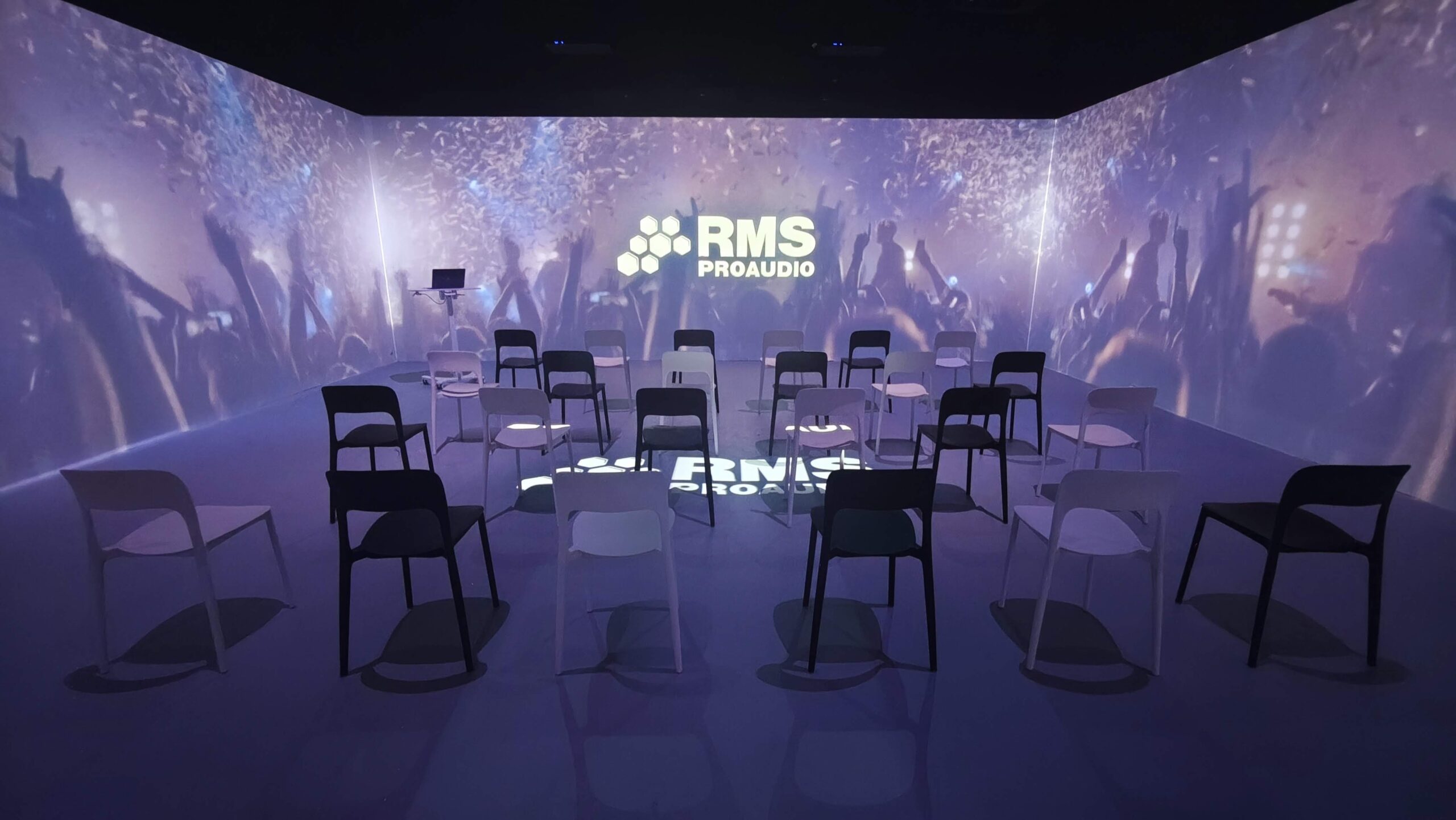 Inmersivä Madrid consolida su experiencia inmersiva envolvente con el sistema de sonido Meyer Sound